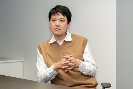 小西 崇典氏