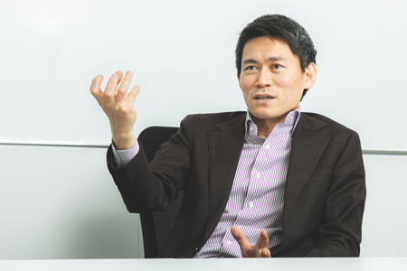 西川 望氏