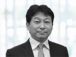 【ロゴ】武田PRA開発センター株式会社　/　PRAヘルスサイエンス株式会社   