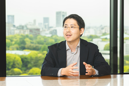 森谷 周平氏