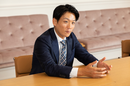 梶田 威人氏
